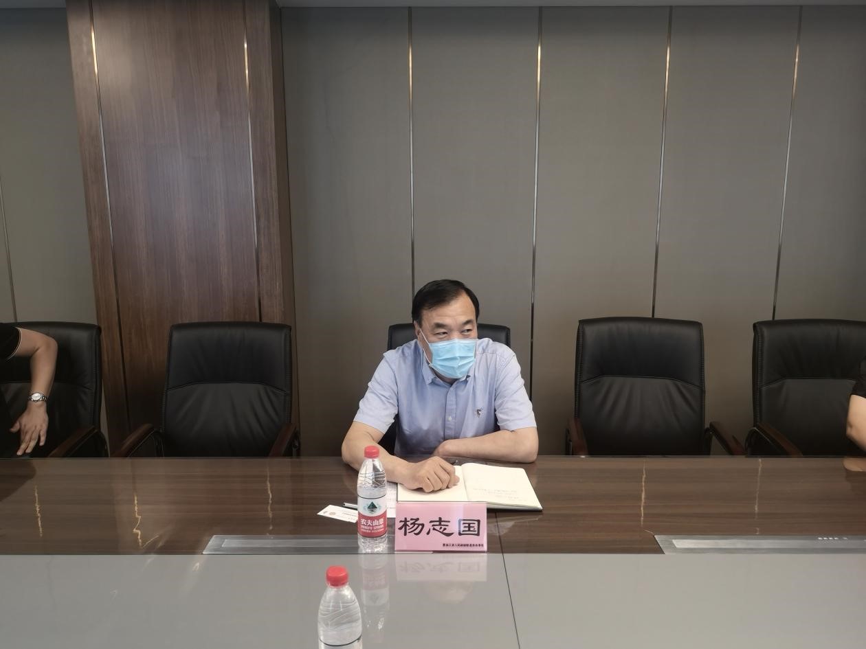 杨志国首先对霍胜一行的到访表示热烈欢迎,并表达驻京办对此次交流