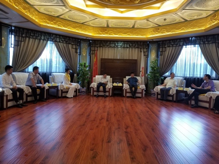 蓝军会见泰中工商业联合总会及北欧国际交流协会一行
