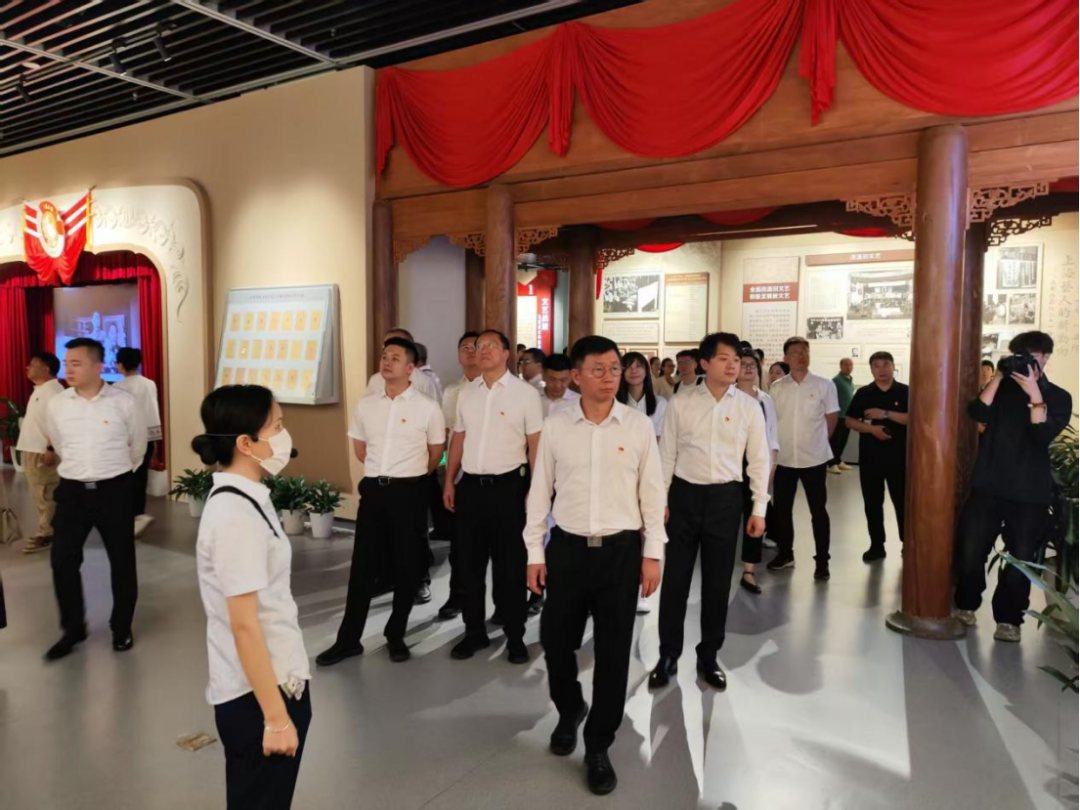 中国民贸党支部开展“守党纪，铸信念，践初心”主题党日活动——赴香山革命纪念馆感悟纪律力量，传承红色基因